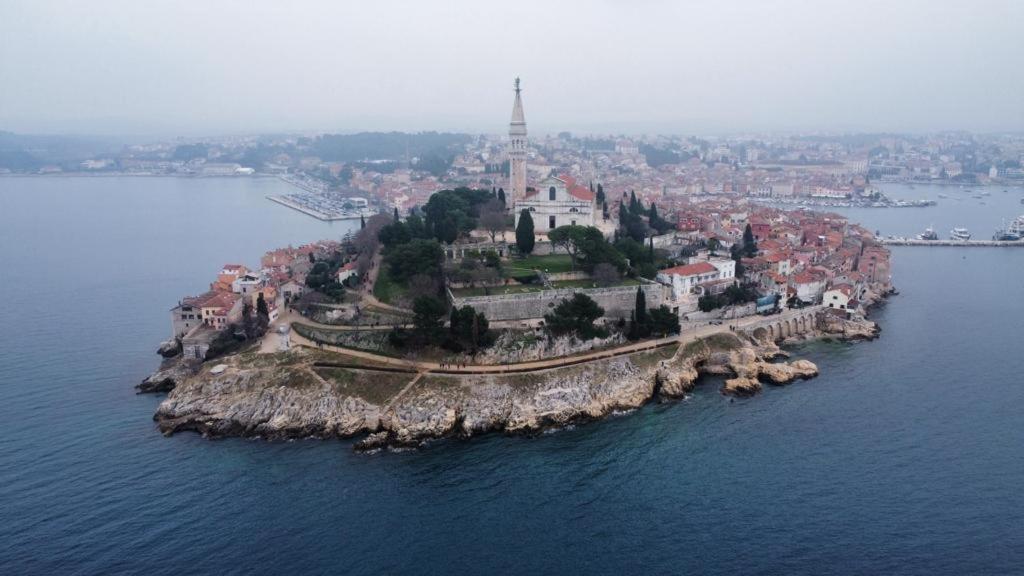 Apartment Michaela 4-Sterne & Parking Rovinj Kültér fotó